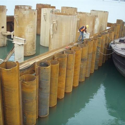 新疆钢护筒现场安装